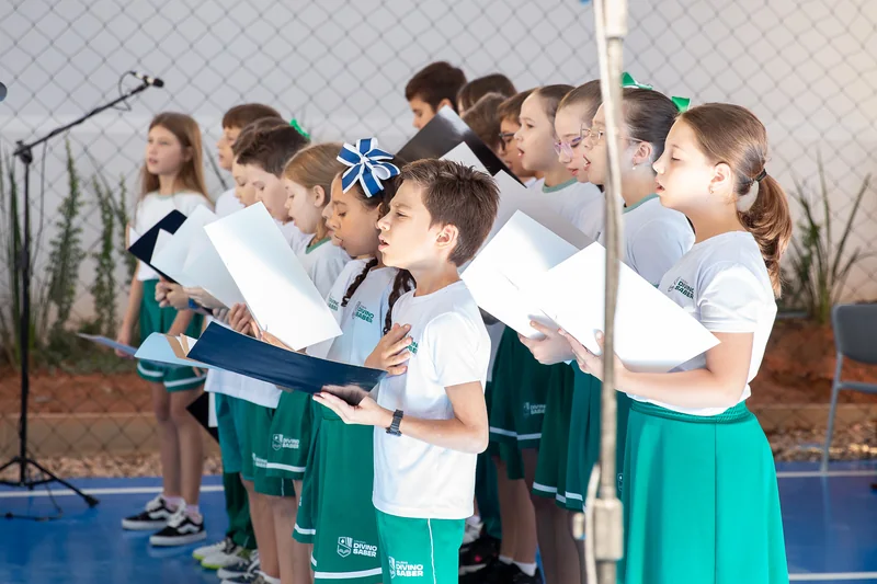 Alunos do Colégio Divino Saber